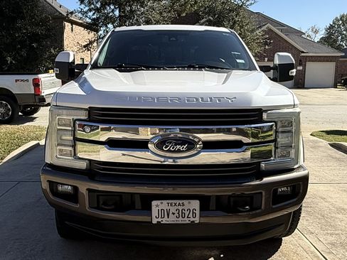 Used 2017 Ford F250 King Ranch w/ King Ranch Ultimate Package image 10