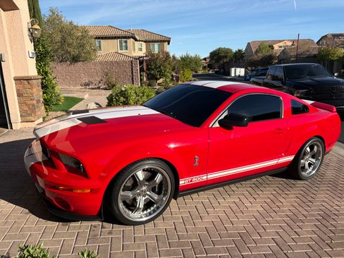 Used 2007 Ford Mustang Shelby GT500 RWD image 2