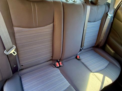 Used 2025 Nissan Leaf S FWD image 9