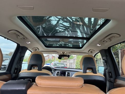 Used 2016 Volvo XC90 T6 Inscription w/ Vision Package image 27