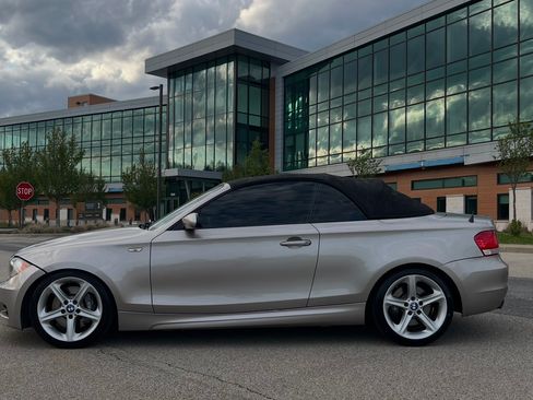 Used 2008 BMW 135i Convertible RWD image 18