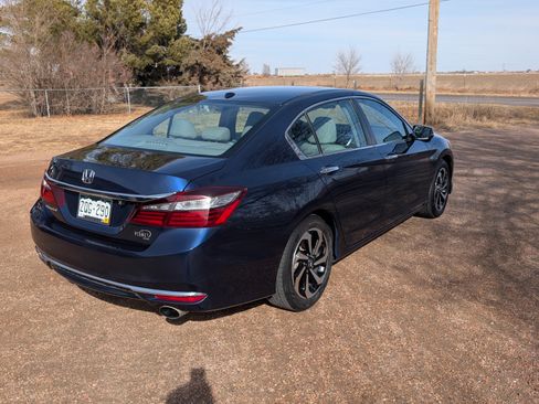 Used 2016 Honda Accord EX-L image 4