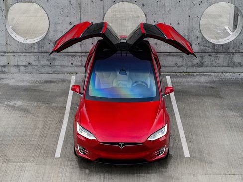 Used 2020 Tesla Model X Long Range image 1