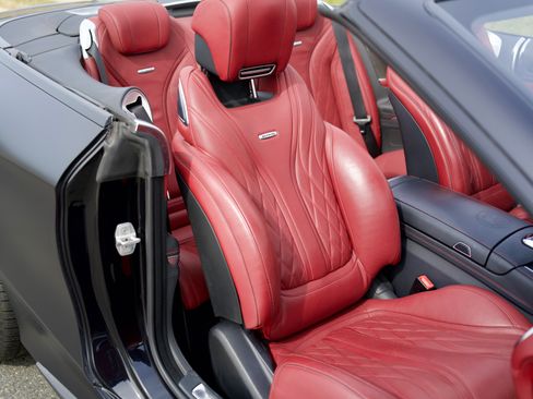 Used 2017 Mercedes-Benz S 63 AMG 4MATIC Cabriolet image 26