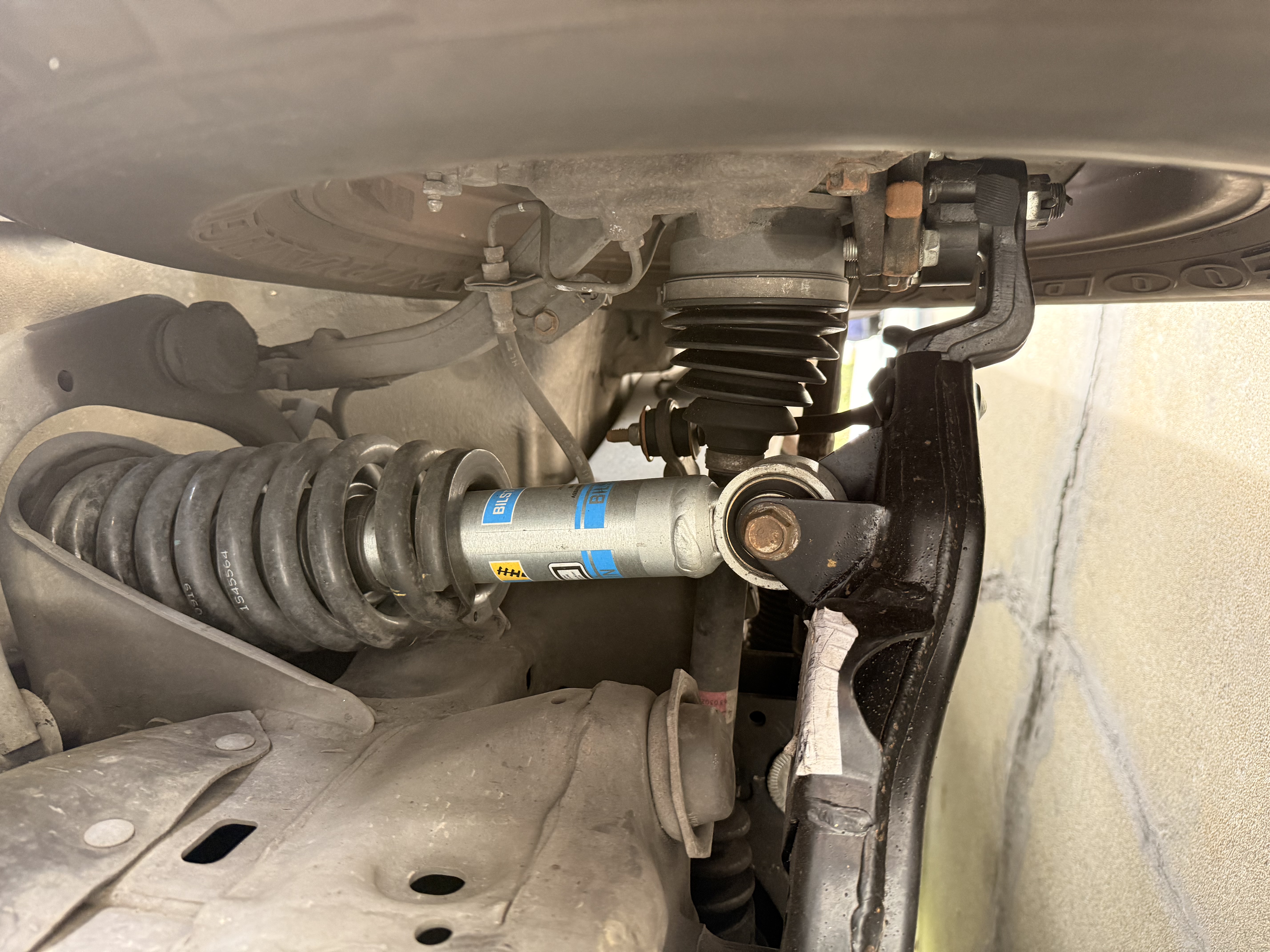 Used 2004 Toyota Sequoia Limited AWD/4WD image 6