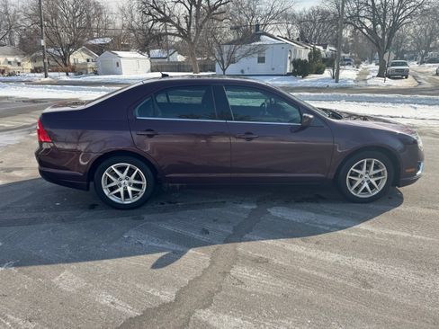 Used 2011 Ford Fusion SEL w/ 301A Rapid Spec Order Code image 10