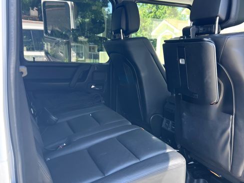 Used 2017 Mercedes-Benz G 550 image 8