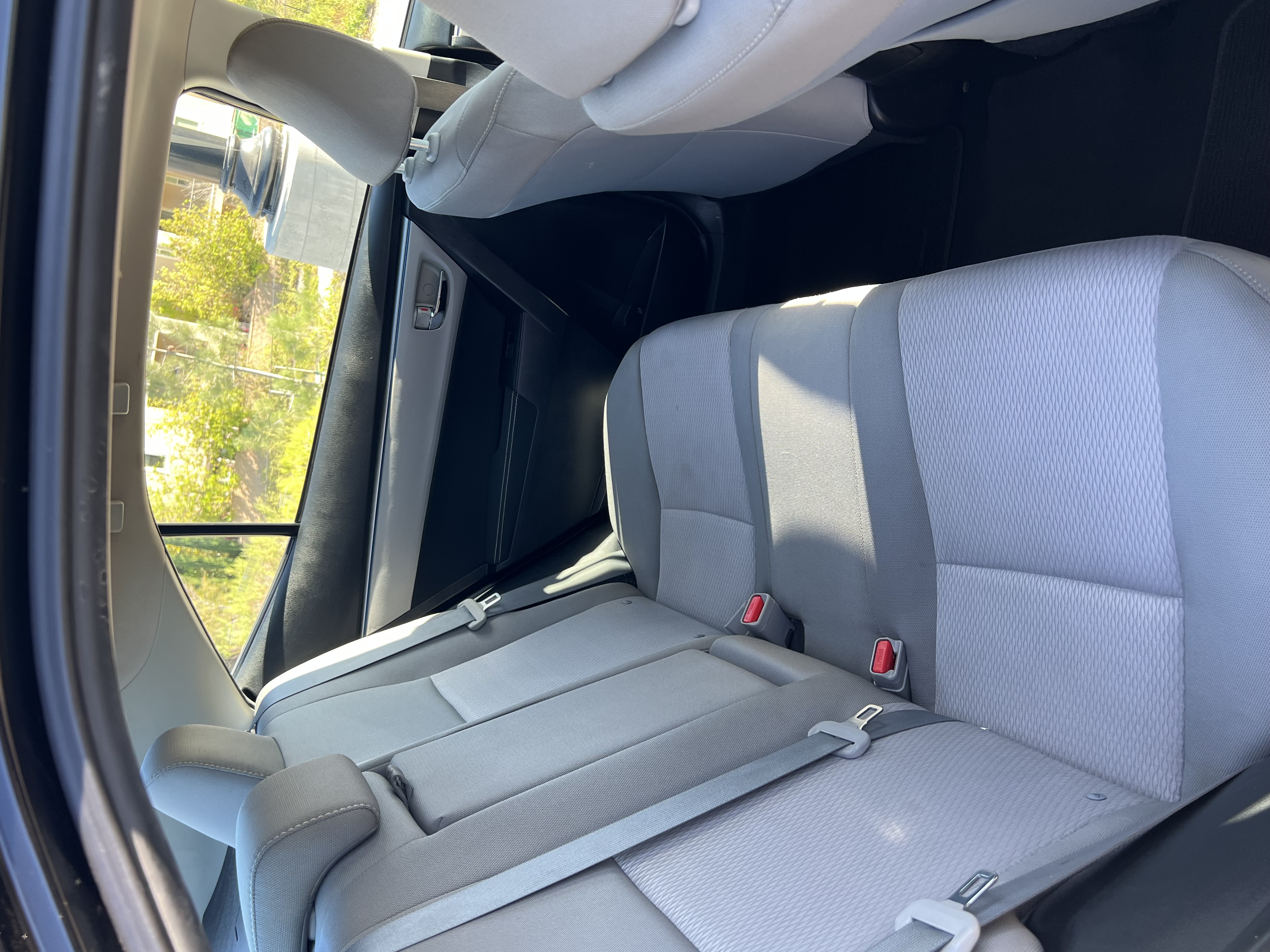 Used 2015 Toyota Corolla LE FWD image 12