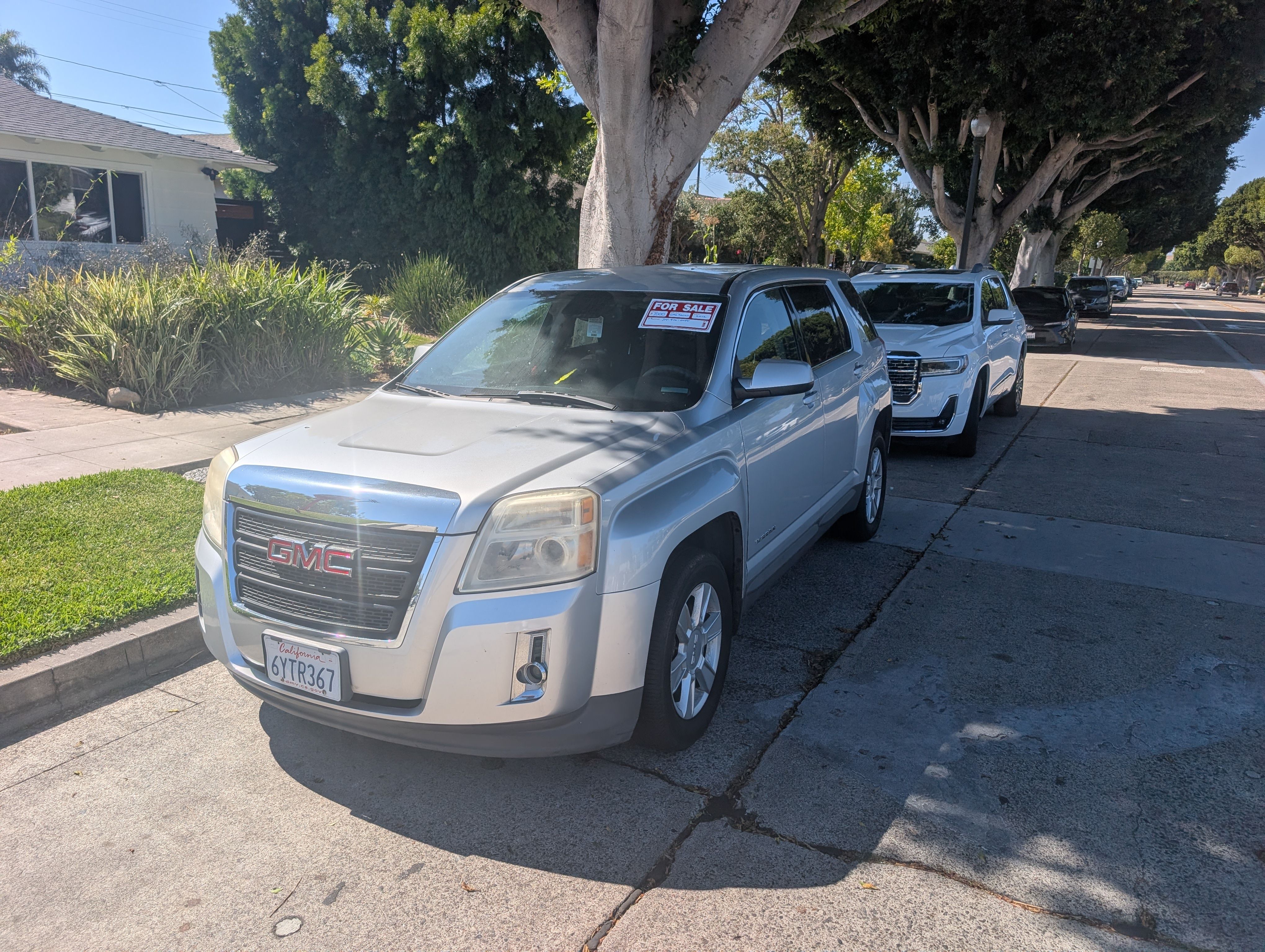 Used 2012 GMC Terrain SLE FWD image 1