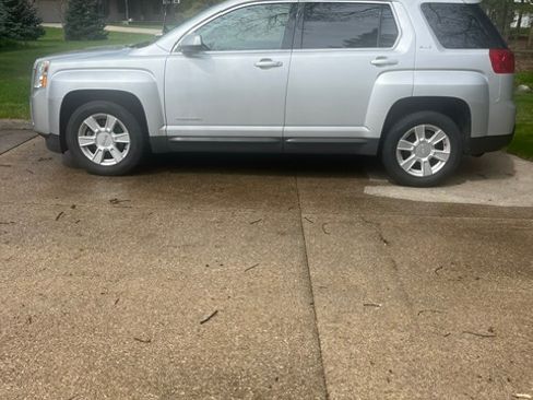 Used 2012 GMC Terrain SLE w/ Convenience Package AWD/4WD image 5