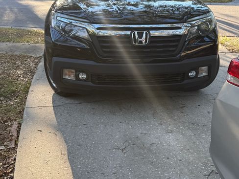 Used 2017 Honda Ridgeline RTL-T image 1