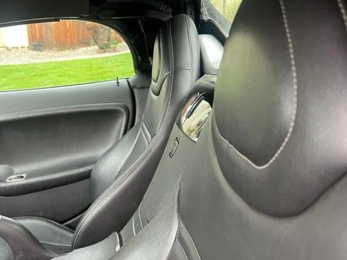 Used 2006 Pontiac Solstice Convertible w/ Premium Package image 8