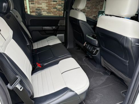 Used 2024 Ford F150 Lightning Platinum image 19