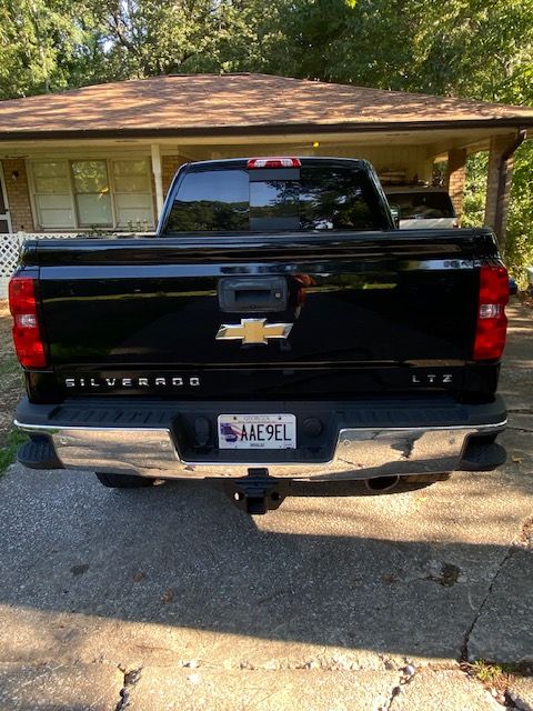 Used 2018 Chevrolet Silverado 2500 LTZ w/ Duramax Plus Package AWD/4WD image 8