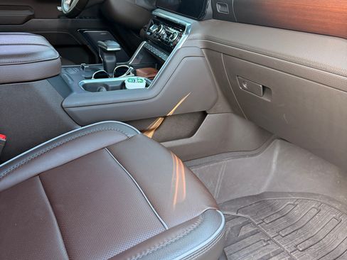 Used 2023 GMC Sierra 1500 Denali w/ Denali Reserve Package image 15