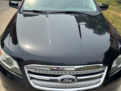 Used 2011 Ford Taurus SEL w/ 201A Rapid Spec Order Code FWD image 2