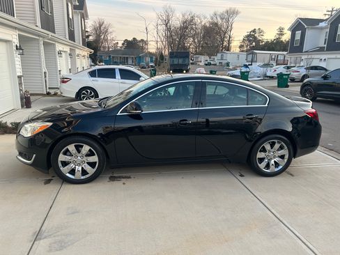 Used 2017 Buick Regal Premium w/ Driver Confidence Package #1 image 8