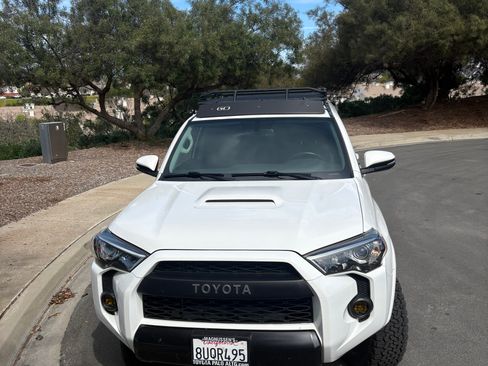 Used 2018 Toyota 4Runner TRD Off-Road Premium image 5