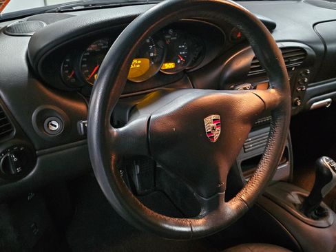 Used 2002 Porsche 911 Cabriolet image 17