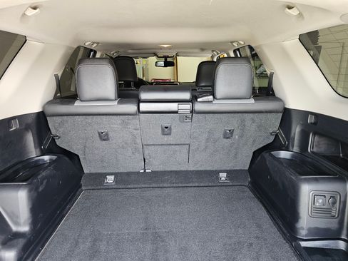 Used 2015 Toyota 4Runner SR5 Premium RWD image 9