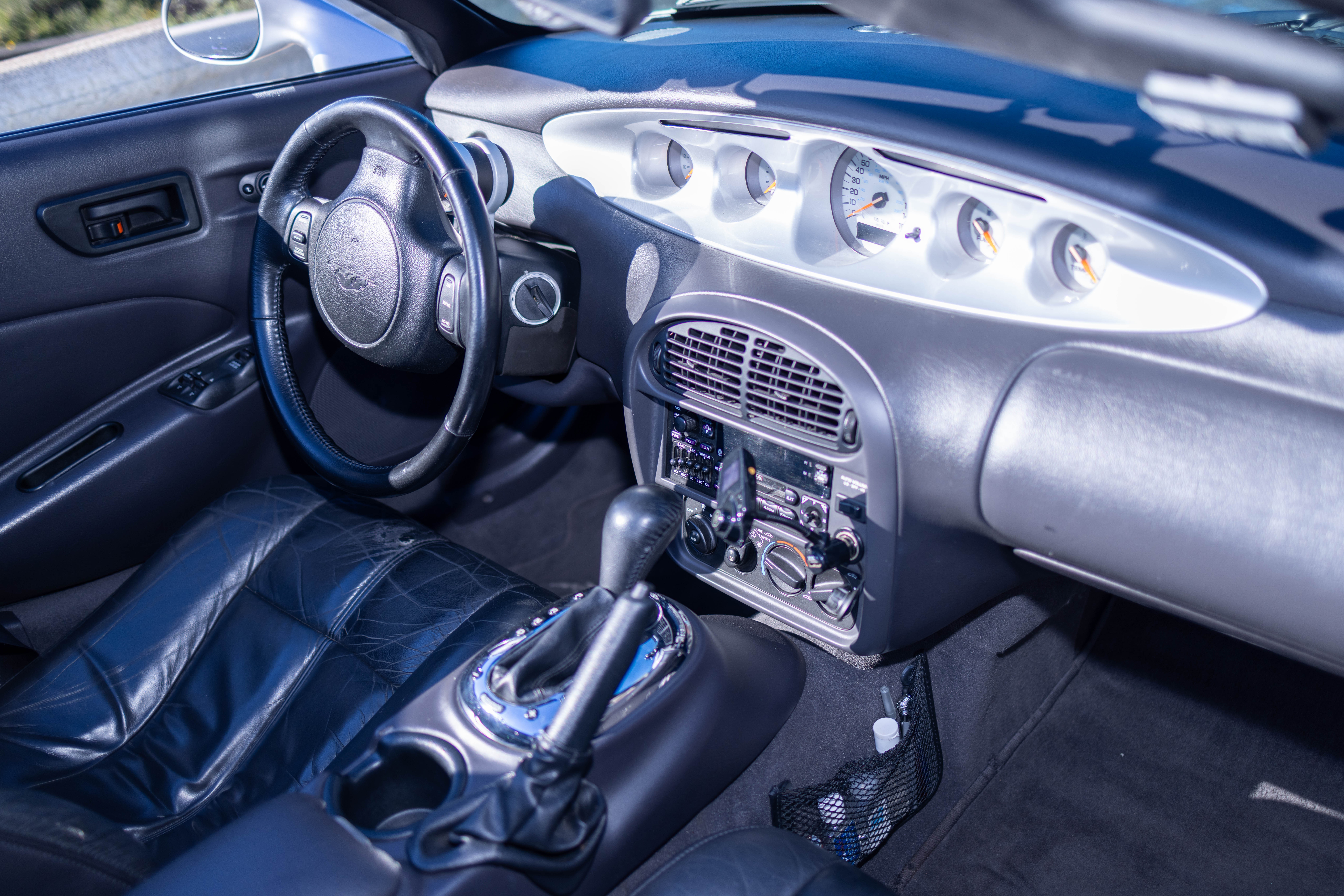 Used 2000 Plymouth Prowler RWD image 15