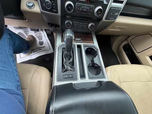 Used 2015 Ford F150 Lariat w/ Equipment Group 502A Luxury image 18