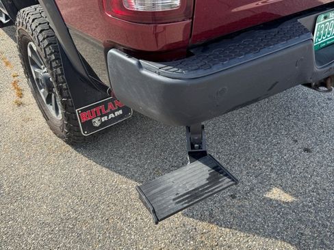 Used 2018 RAM 2500 Power Wagon w/ Leather & Luxury Group image 28