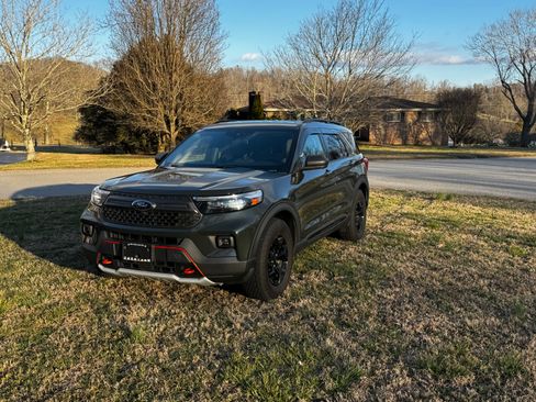 Used 2022 Ford Explorer Timberline image 8