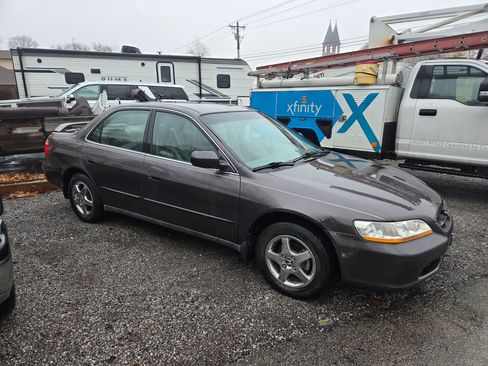 Used 1999 Honda Accord LX image 4