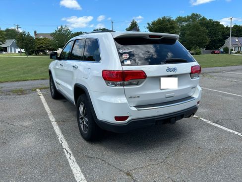 Used 2019 Jeep Grand Cherokee Limited w/ Luxury Group II AWD/4WD image 9