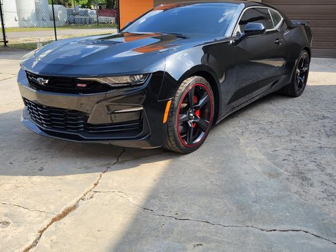 Used 2022 Chevrolet Camaro SS image 1