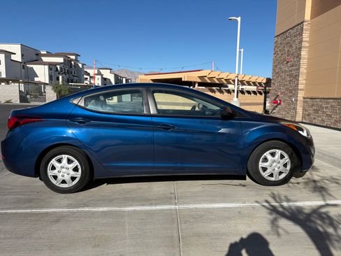 Used 2016 Hyundai Elantra SE image 6