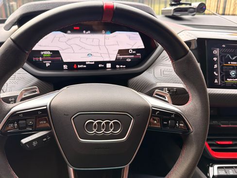 Used 2023 Audi RS e-tron GT image 20