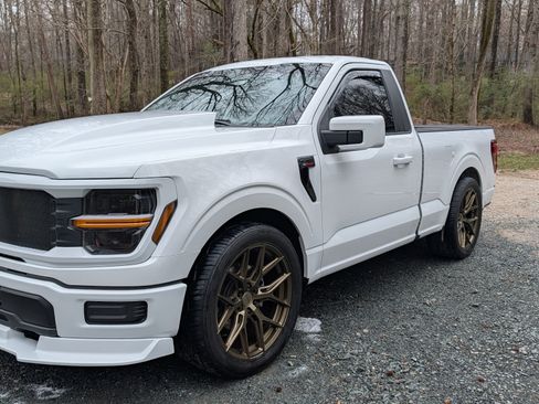 Used 2024 Ford F150 XL image 2