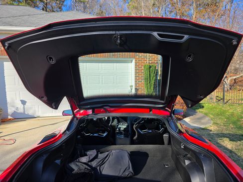 Used 2015 Chevrolet Corvette Z06 w/ 3LZ Preferred Equipment Group image 16