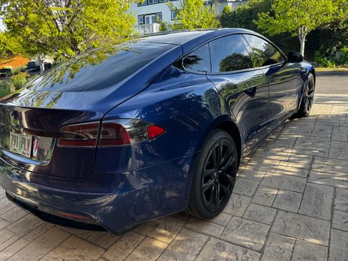 Used 2021 Tesla Model S Long Range AWD/4WD image 2
