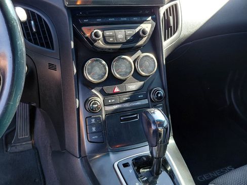Used 2013 Hyundai Genesis 2.0T image 26