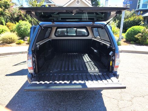 Used 2010 Toyota Tacoma 2WD Access Cab w/ Convenience Pkg image 6
