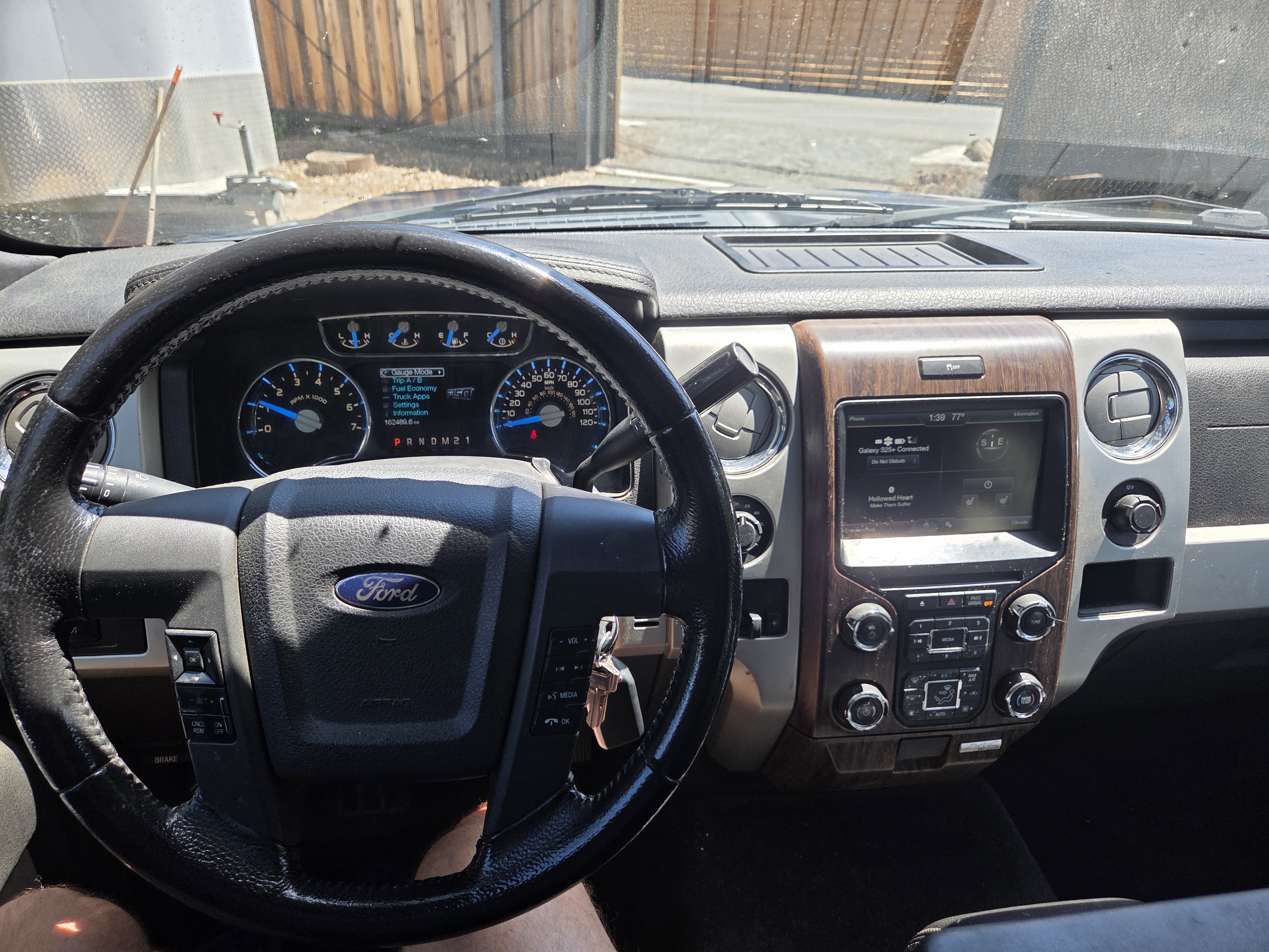 Used 2013 Ford F150 Lariat w/ Mid Equipment Group AWD/4WD image 9