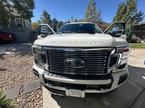 Used 2022 Ford F450 Platinum w/ FX4 Off-Road Package image 2