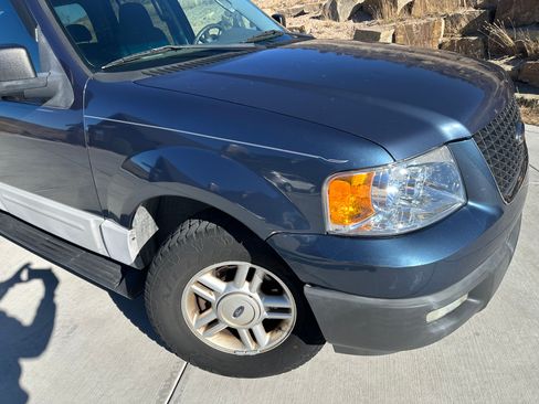 Used 2004 Ford Expedition XLT image 6