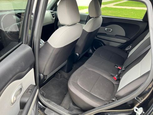 Used 2016 Kia Soul image 22