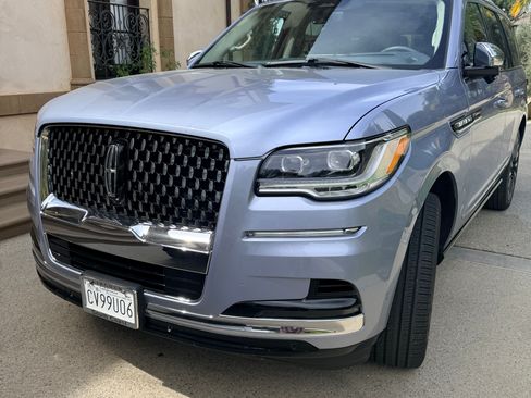 Used 2024 Lincoln Navigator Black Label image 4