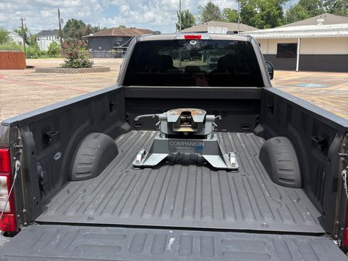 Used 2022 Ford F350 XLT AWD/4WD image 5