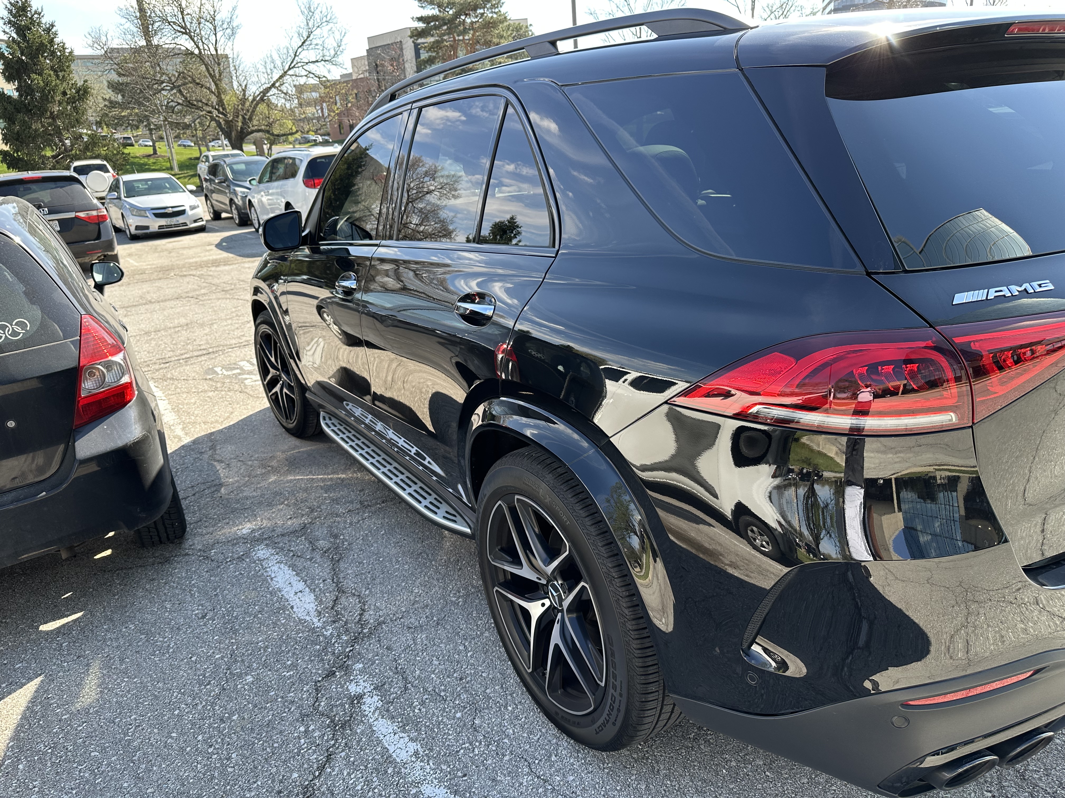 Used 2023 Mercedes-Benz GLE 53 AMG 4MATIC w/ 3rd Row Seat Package image 2