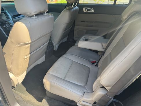 Used 2014 Ford Explorer Limited w/ Equipment Group 302A image 13