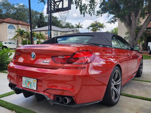 Used 2013 BMW M6 Convertible image 19
