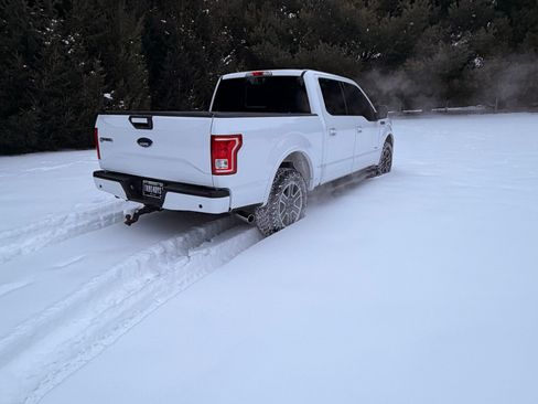Used 2017 Ford F150 XLT w/ Equipment Group 302A Luxury image 15