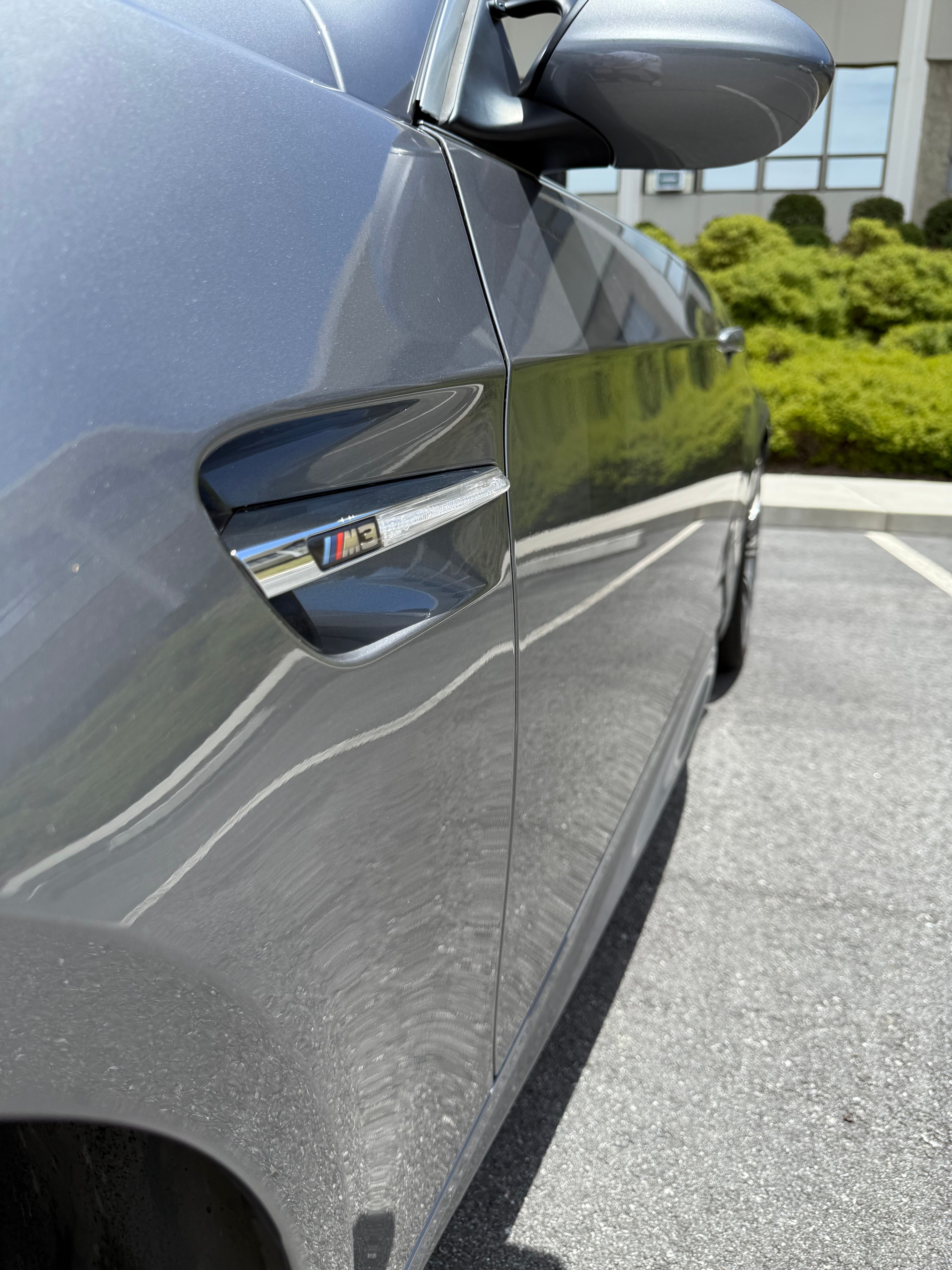 Used 2011 BMW M3 Convertible RWD image 9