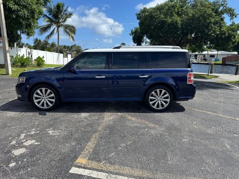 Used 2016 Ford Flex Limited w/ Equipment Group 303A AWD/4WD image 8